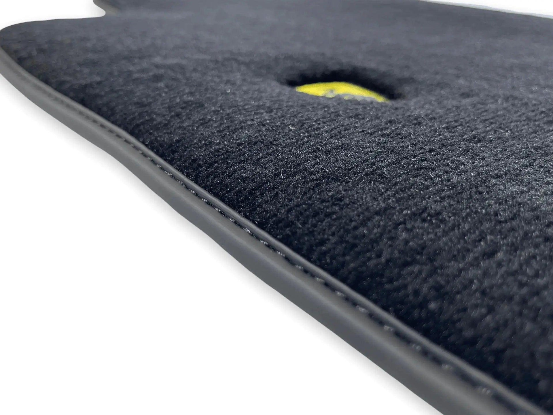 Floor Mats For Volvo XC70 (1997-2000) V70 CX - AutoWin