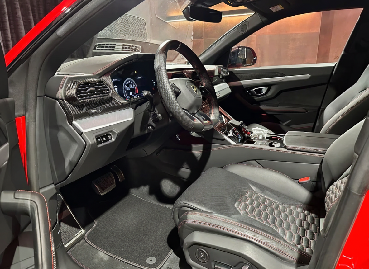 Floor Liners For Lamborghini Urus