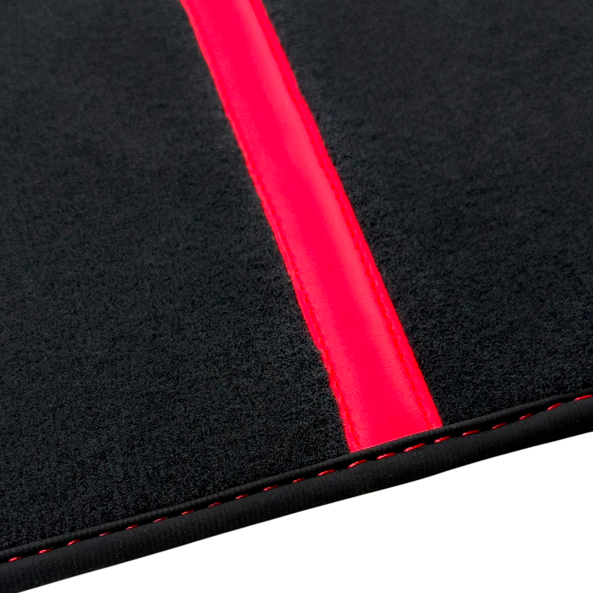 Black Car Floor Mats with Red Leather Line for Ferrari 488 GTB (2016-2022)