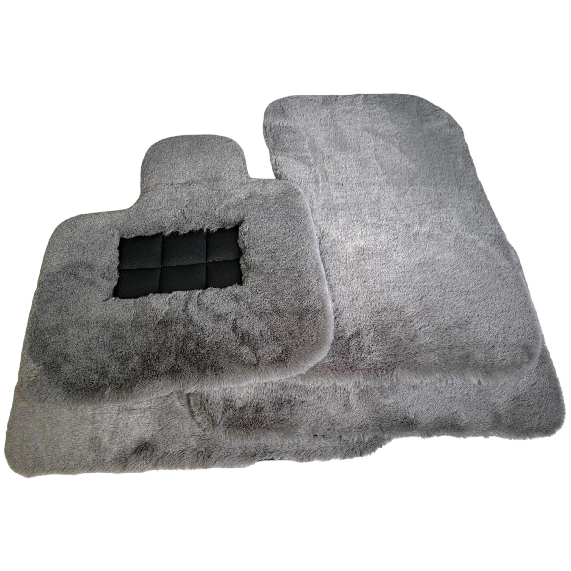 Various Colors of Sheepskin Floor Mats Tailored for the Chrysler Pacifica (2004-2008) - AutoWin