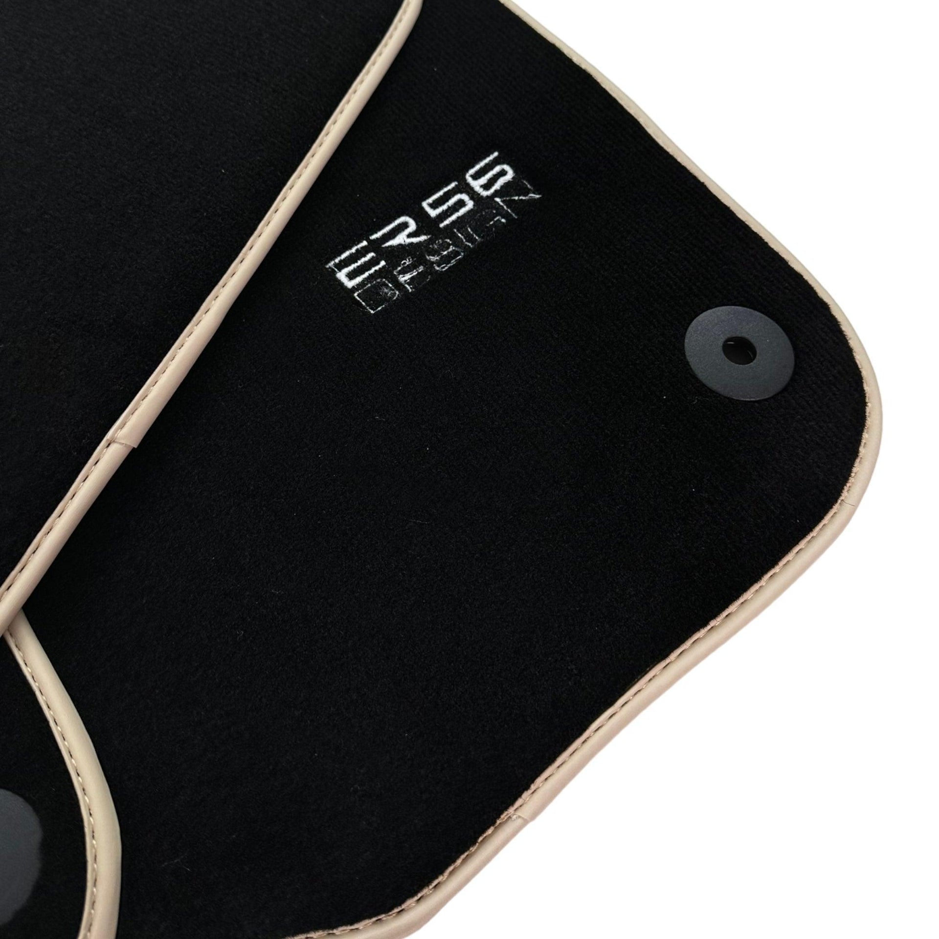 Black Floor Mats For Honda CR-V (2017-2022) ER56 Design - AutoWin