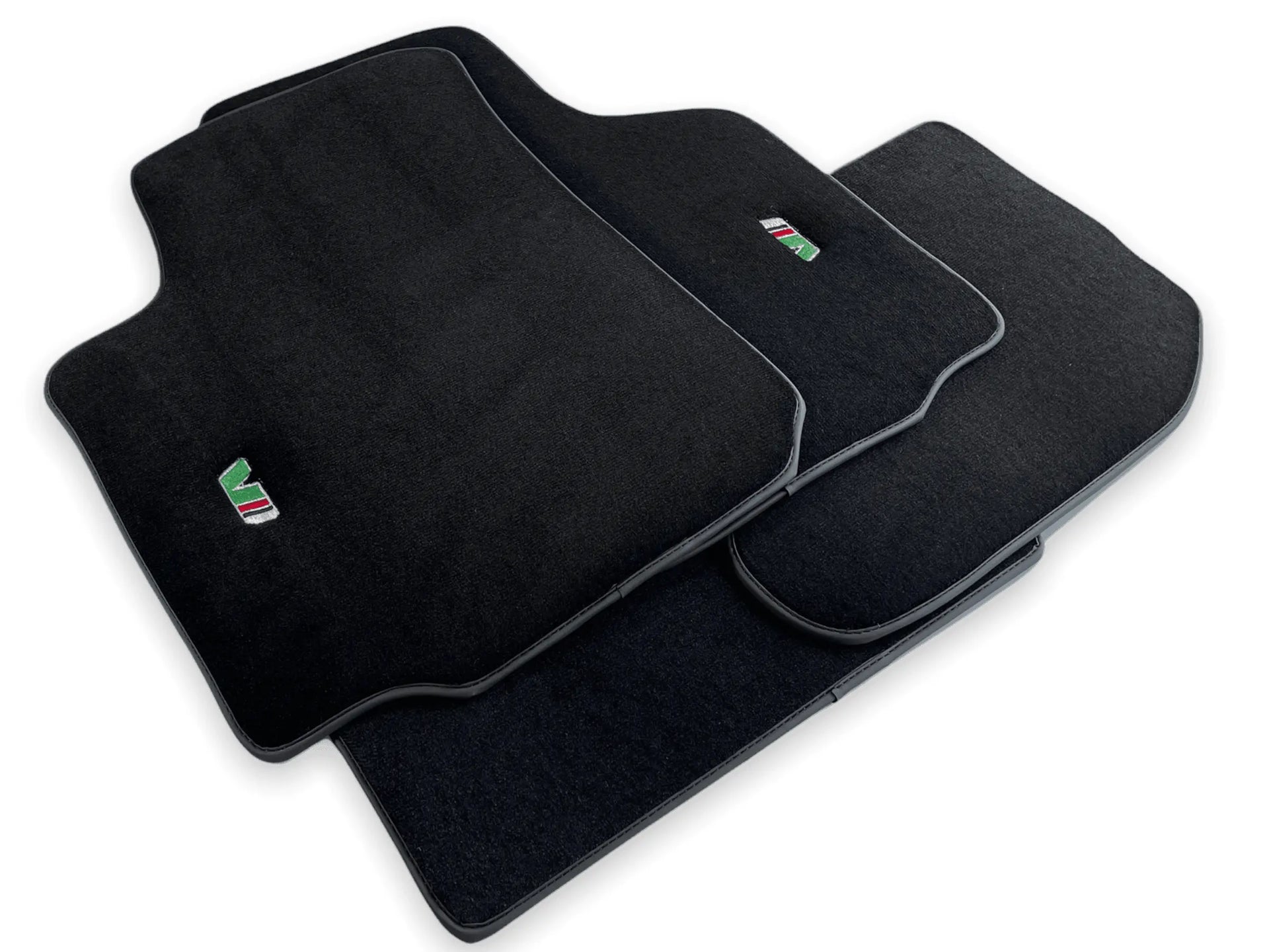Floor Mats For Skoda Superb I 2001-2008 - AutoWin