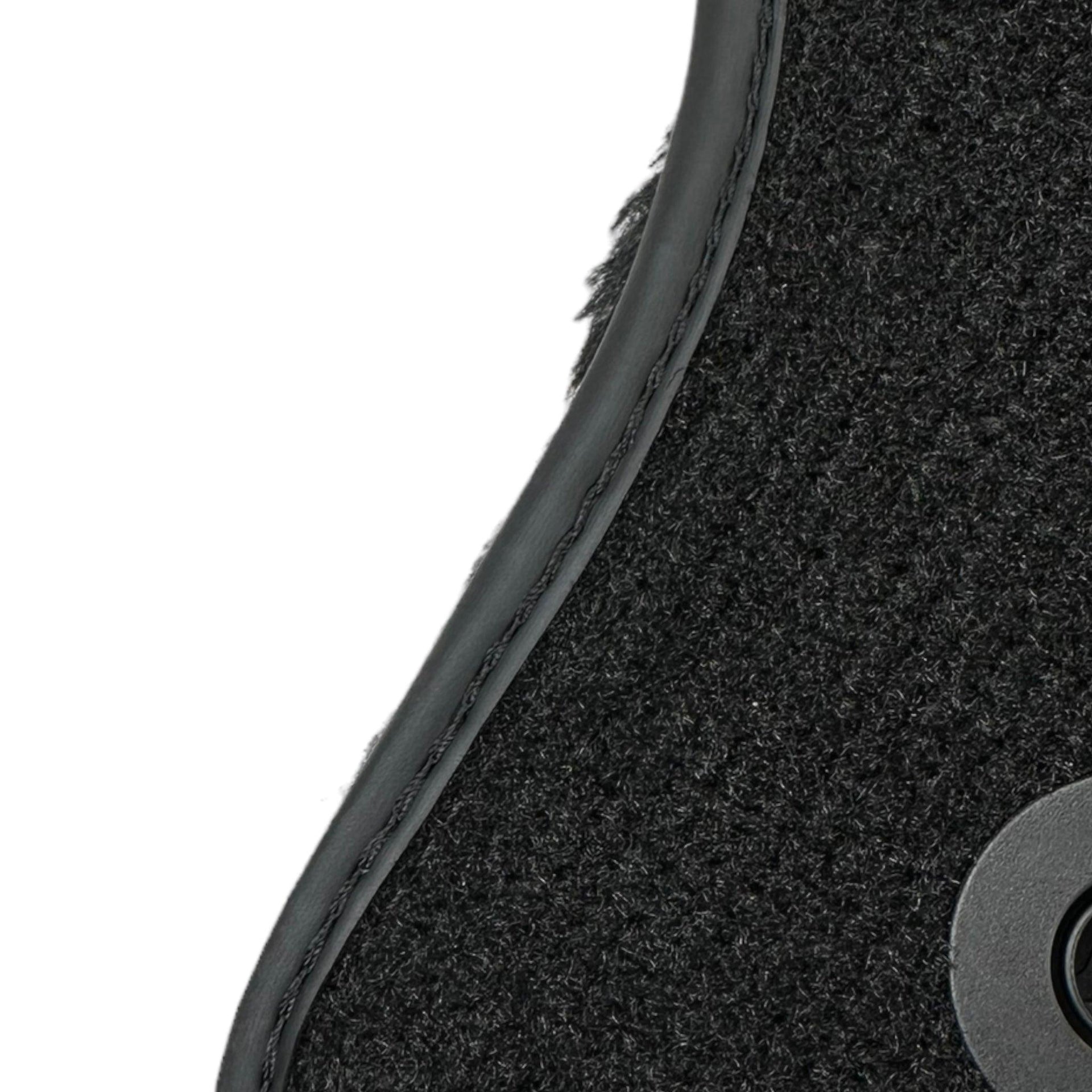 Black Sheepskin Floor Mats For Mercedes Benz E-Class W211 Sedan (2002-2009) | ER56 Design - AutoWin