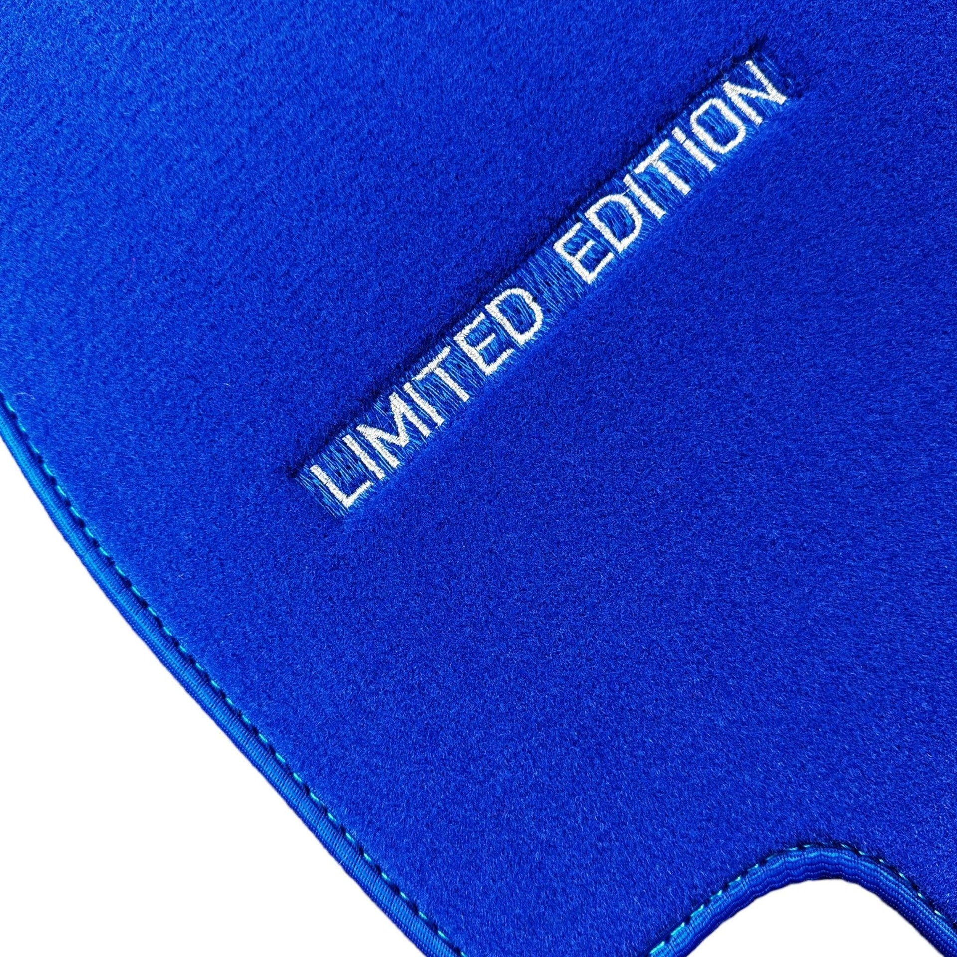 Blue Floor Mats For Mercedes Benz GLE-Class C167 Coupe - 5 Seats (2020-2023) Hybrid | Limited Edition - AutoWin