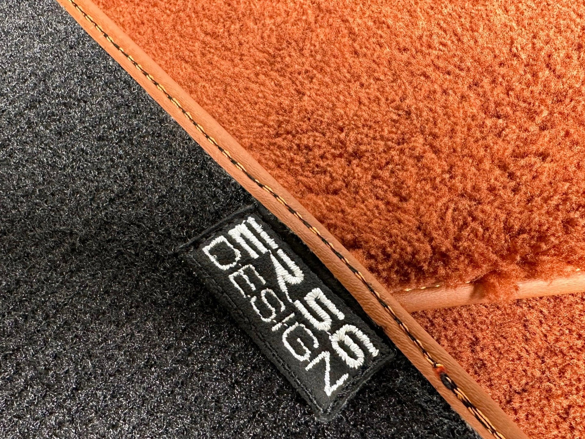 Brown Sheepskin Floor Mats For Rolls Royce Cullinan Rr31 2018-2023 Er56 Design Brand - AutoWin