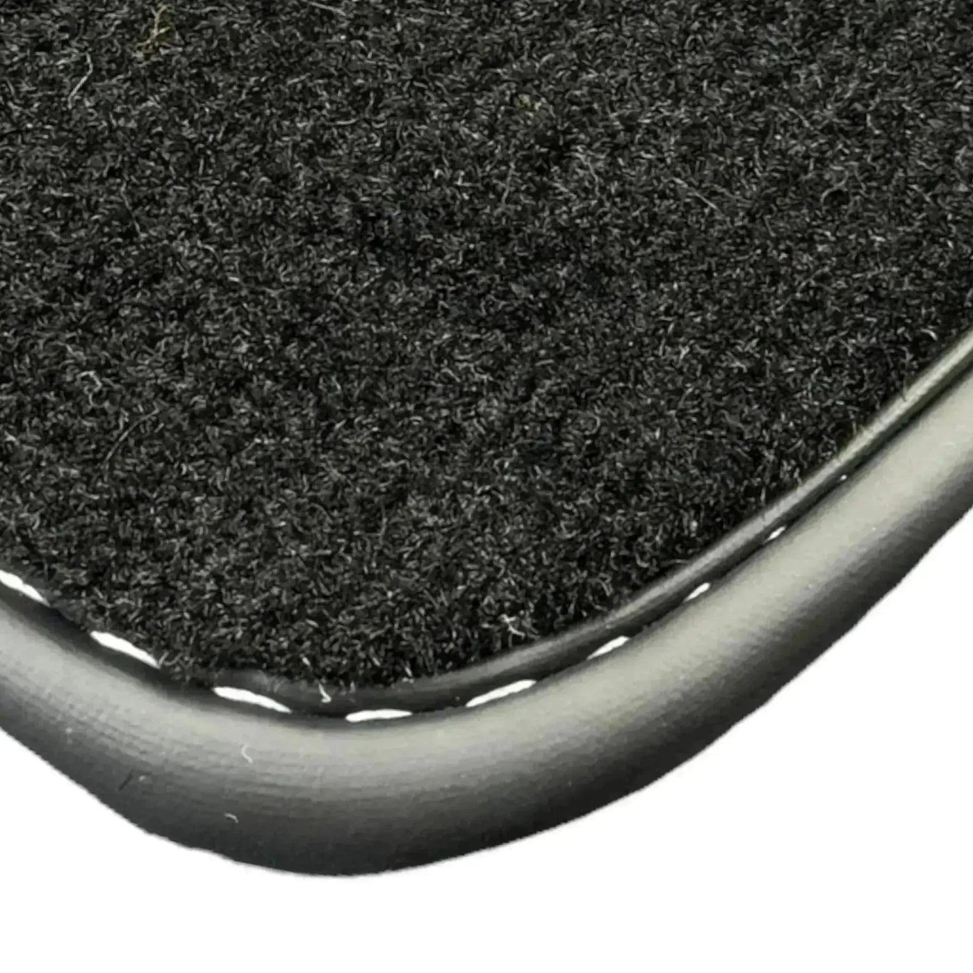 Black Floor Mats for Toyota Yaris 4 Cross | Hybrid (2021-2023) - AutoWin