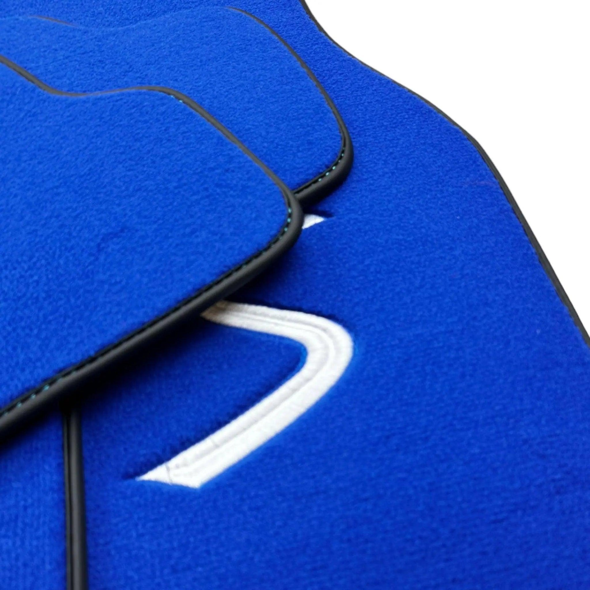 Blue Floor Mats for Mini Clubman F54 (2015-2019) - AutoWin