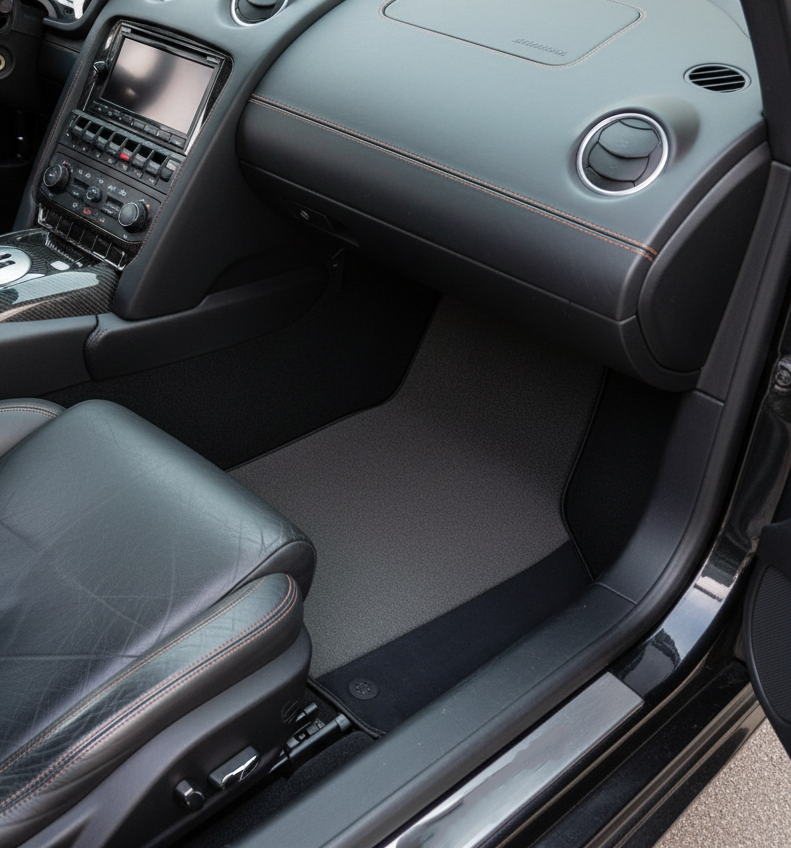 Mats de Carro Cinza Personalizados para Lamborghini Gallardo com Couro Alcantara