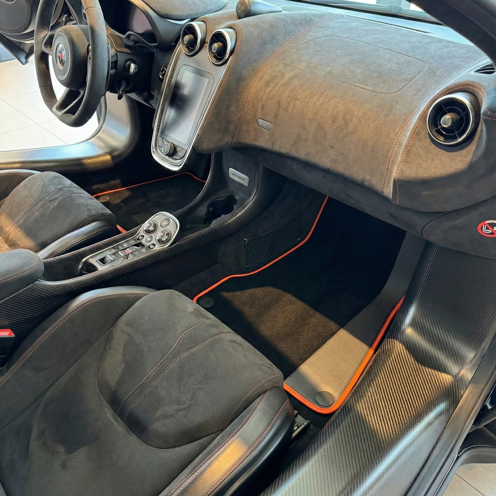 Customizable Leather Floor Mats with Triangle Pattern for McLaren 600LT (2018-2020) - AutoWin