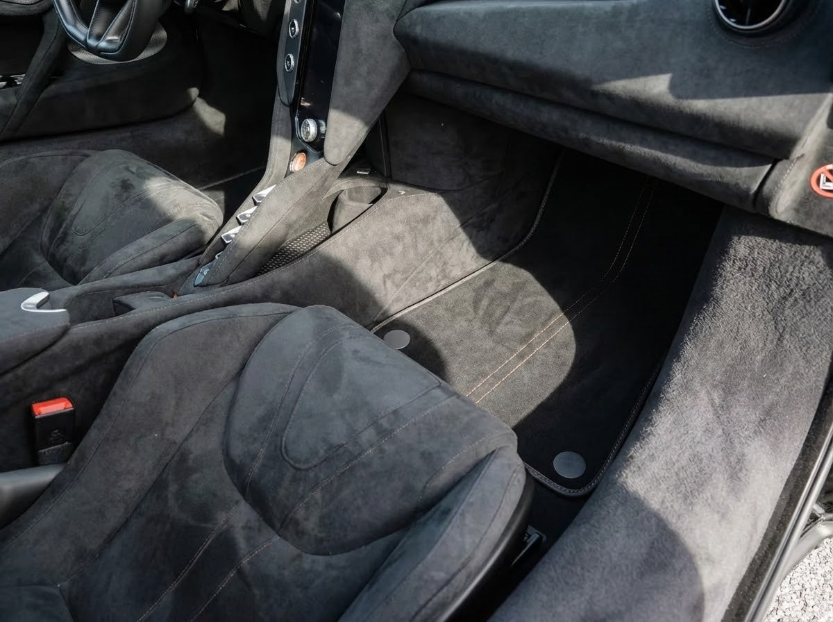 Customizable Leather Floor Mats with Symmetrical Hex Pattern for McLaren 750S (2023-2025) - AutoWin