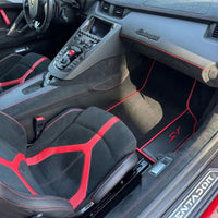 Tapetes pretos para carro Lamborghini Aventador SV com fibra de carbono