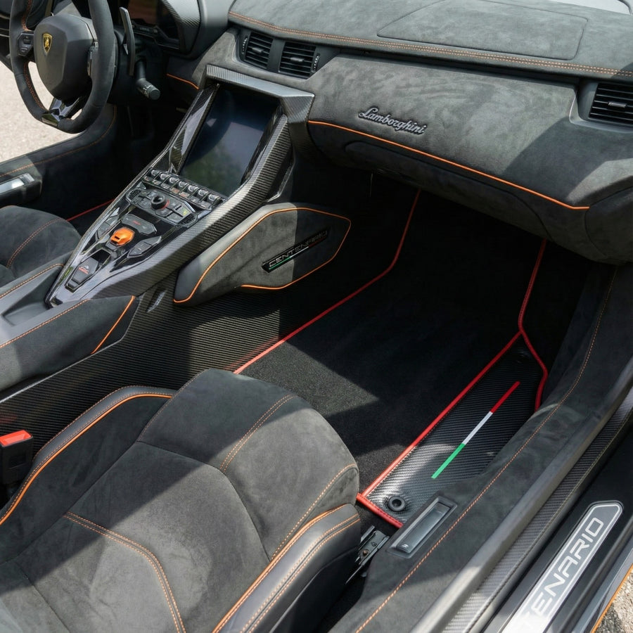 Tapetes para carro pretos personalizáveis para Lamborghini Centenario (2016-2017) com fibra de carbono