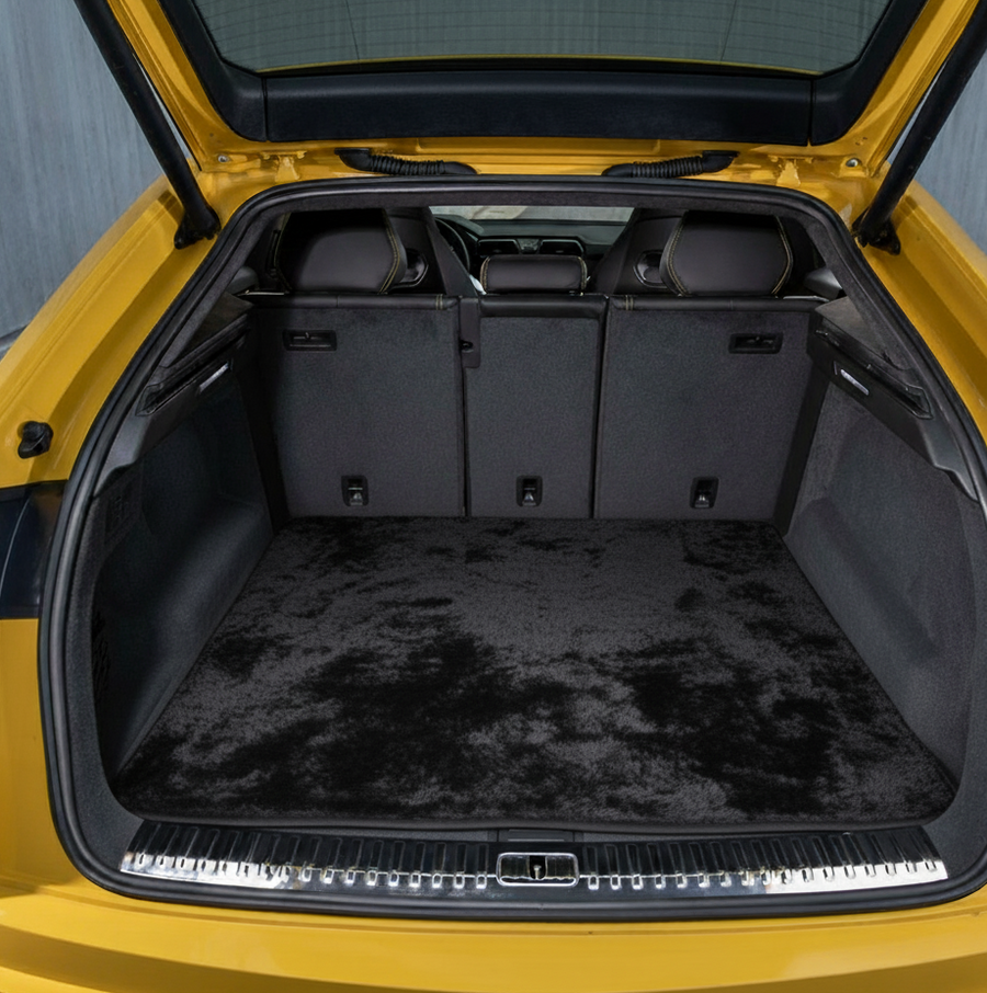 Tapete de Porta-Malas de Pele de Ovelha Preta Personalizável para Lamborghini Urus (2018-2026)