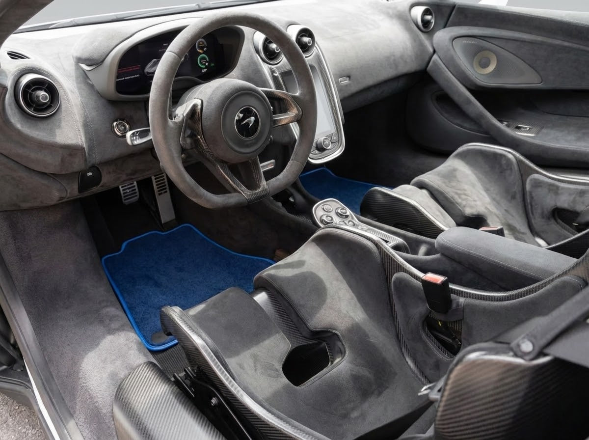 Customizable Leather Floor Mats with Interlaced Hex Pattern for McLaren 600LT (2018-2020) - AutoWin