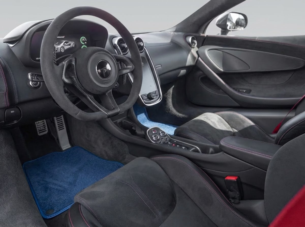 Customizable Leather Floor Mats with Hexagon Hex Pattern for McLaren 570S (2015-2021) - AutoWin