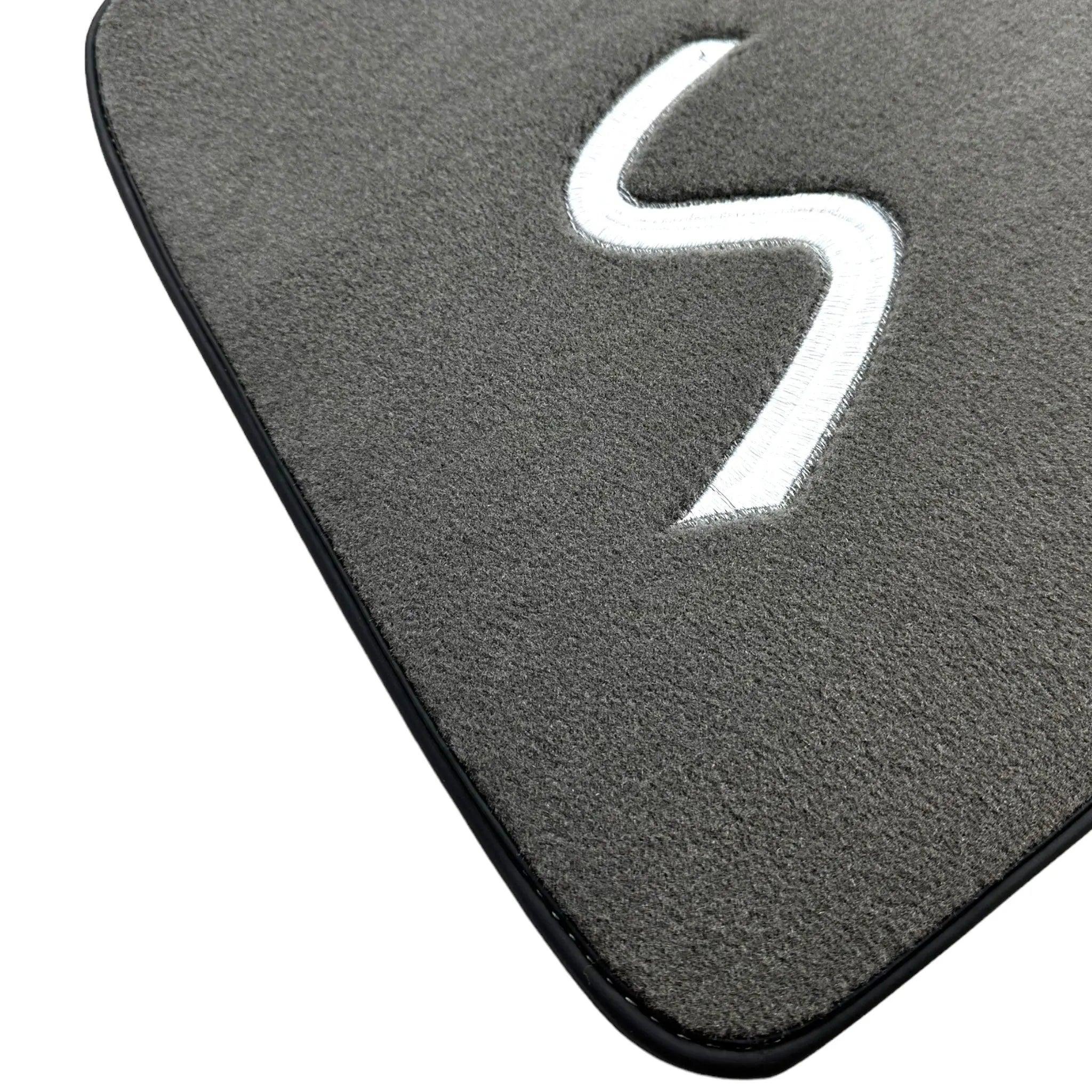 Grey Floor Mats for Mini Cabrio R56 Convertible (2009-2016) - AutoWin