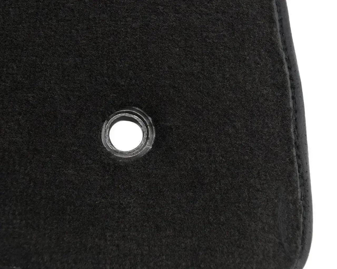 Leather Floor Mats For Land Rover Discovery (2004-2009) - AutoWin