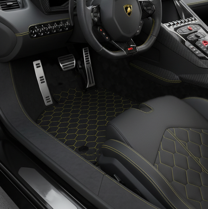 Tapetes de carro de couro personalizáveis com padrão hexagonal simétrico para Lamborghini Aventador SV (2012-2022) - AutoWin
