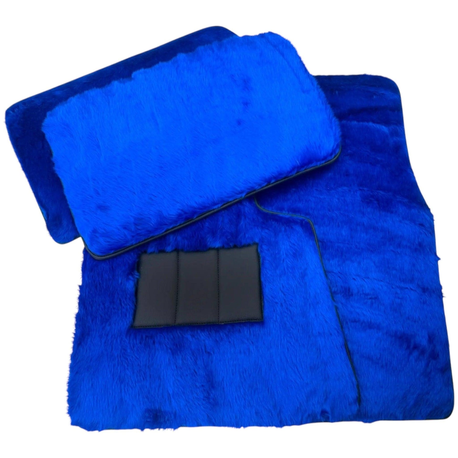 Various Colors of Sheepskin Floor Mats Tailored for the Aston Martin DB11 (2016–2023) - AutoWin