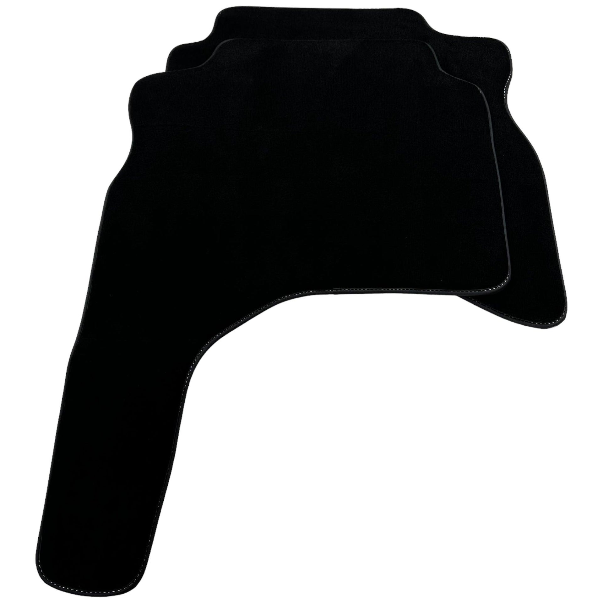 Black Floor Mats For Mitsubishi Pajero Sport (1996-2006) - AutoWin