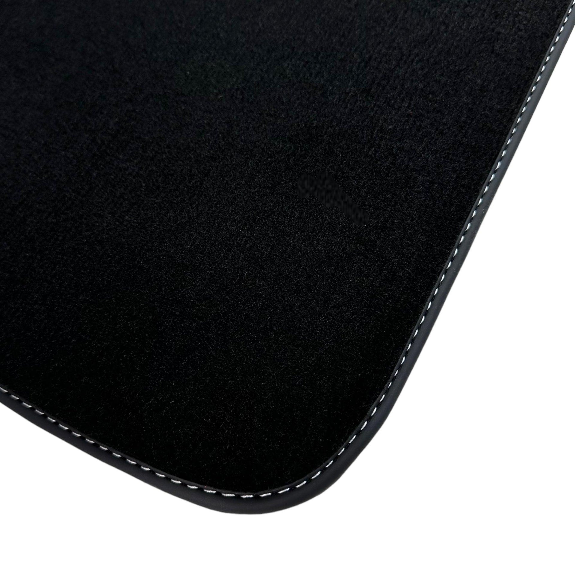 Black Floor Mats for Toyota Camry (1991-1996) - AutoWin
