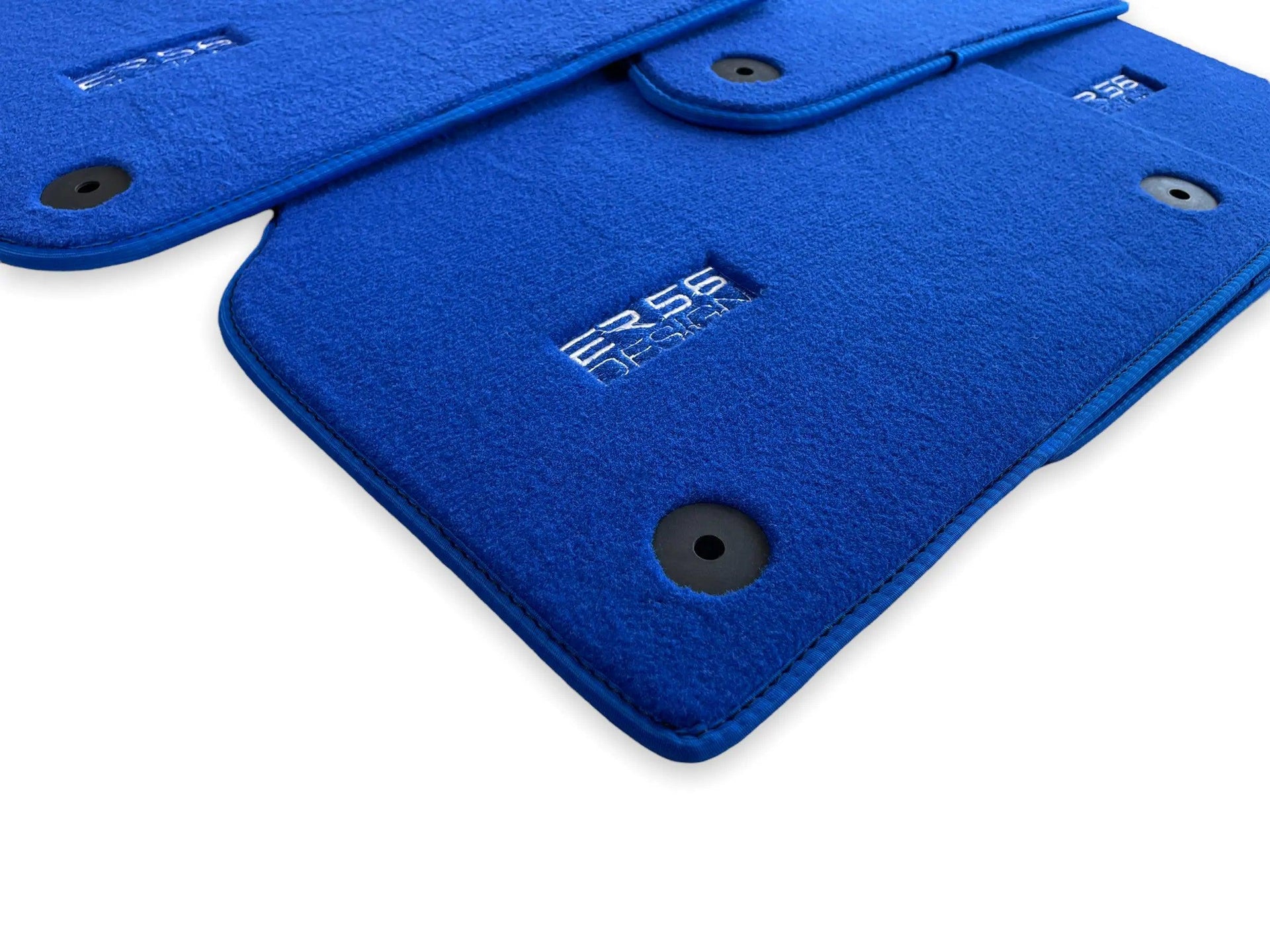 Blue Floor Mats for Audi Q5 8R Hybrid (2008-2017) | ER56 Design - AutoWin