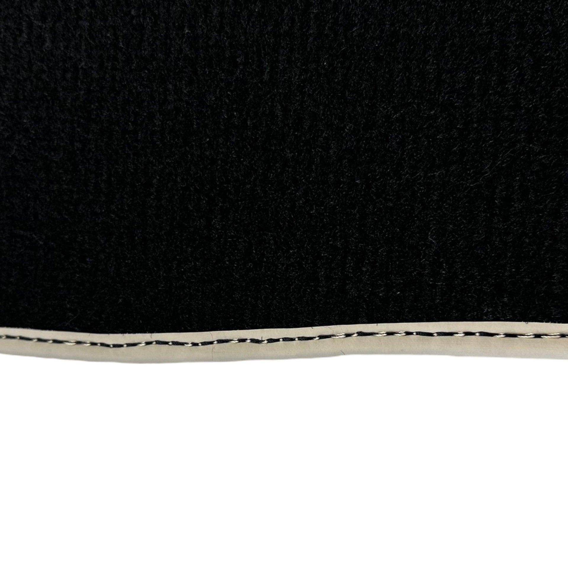 Floor Mats For Chevrolet Equinox (2005-2008) ER56 Design - AutoWin