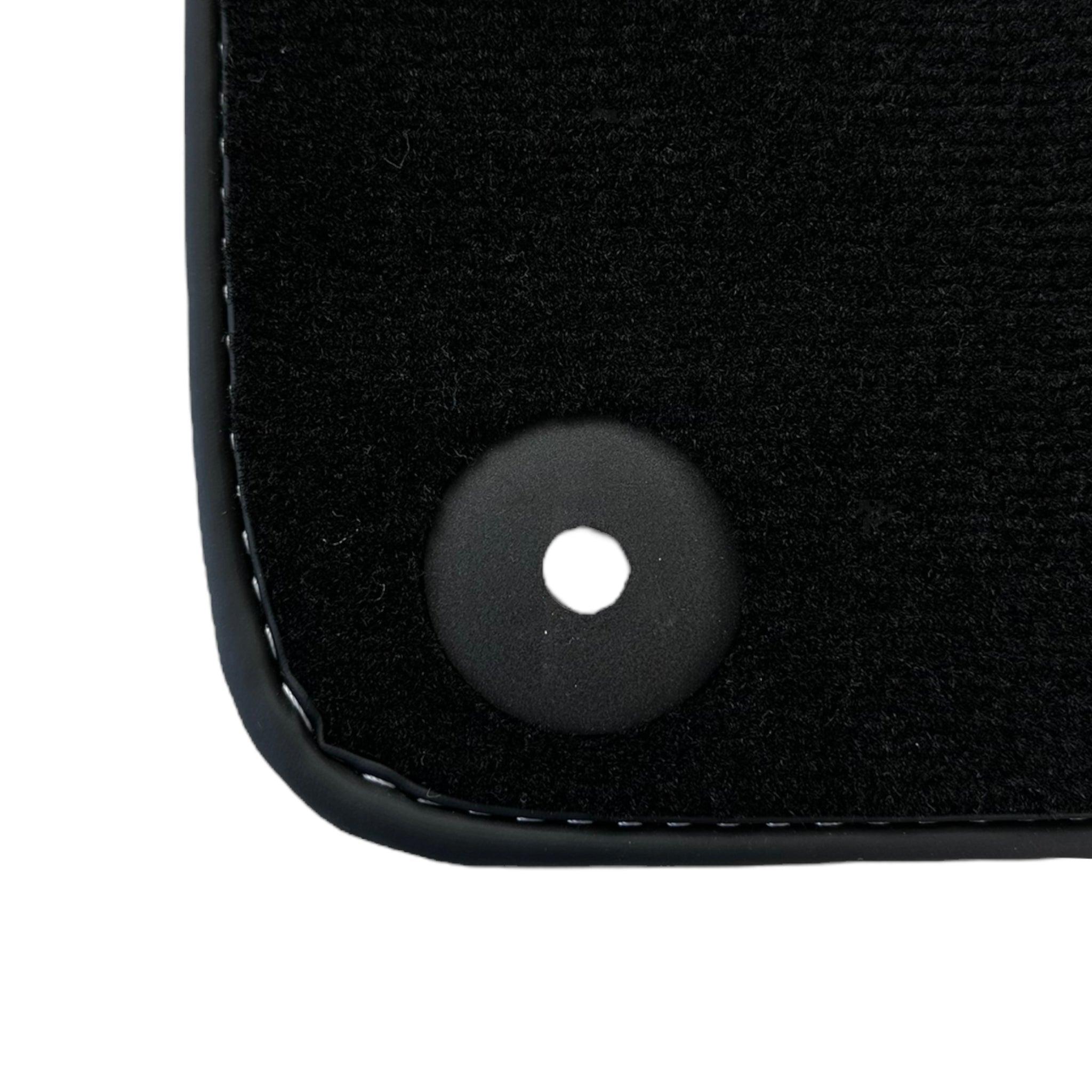 Black Floor Mats for Porsche Cayenne (2010-2018) - AutoWin