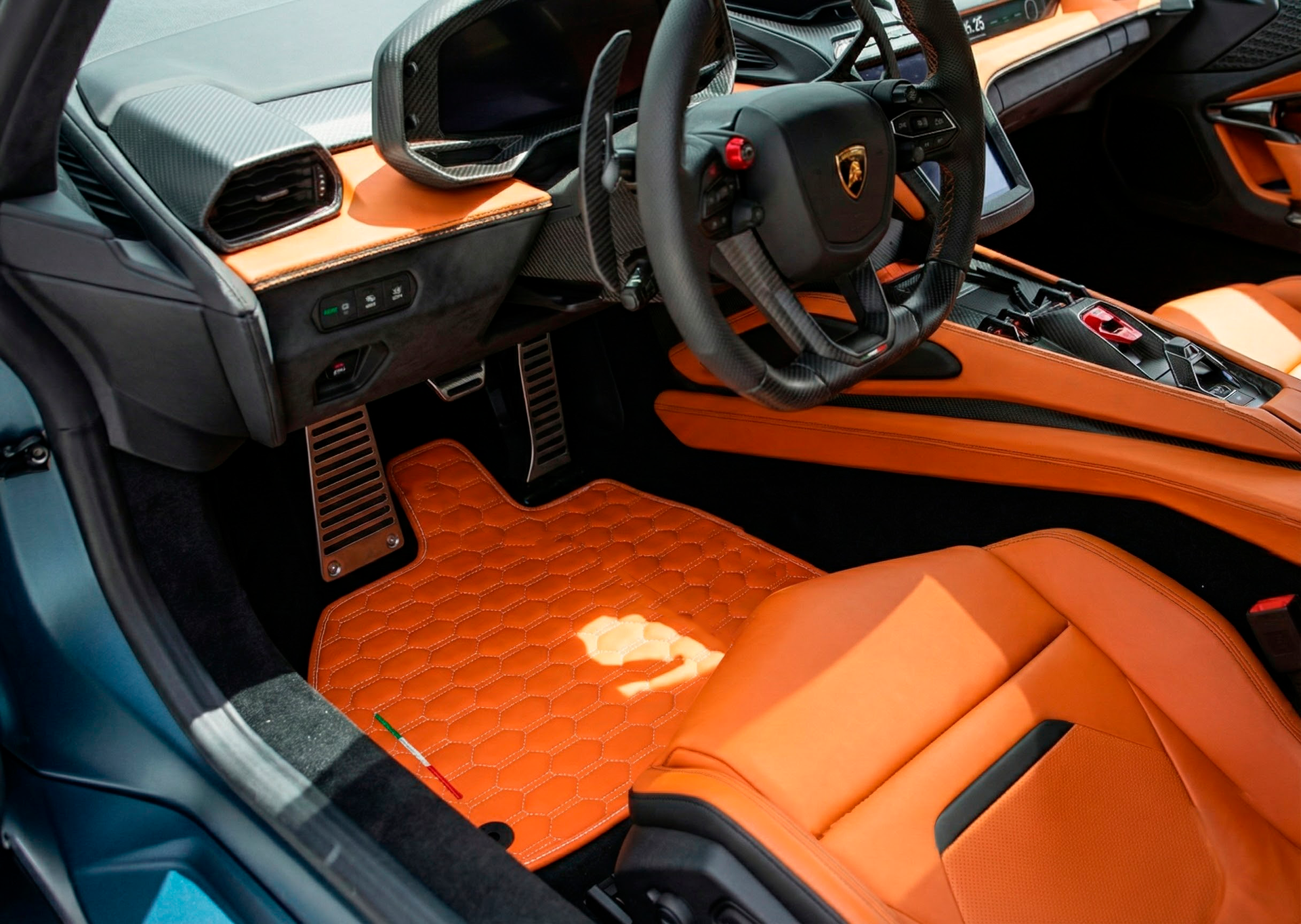Customizable Leather Floor Mats with Line Pattern for Lamborghini Temerario (2025-2026) - AutoWin
