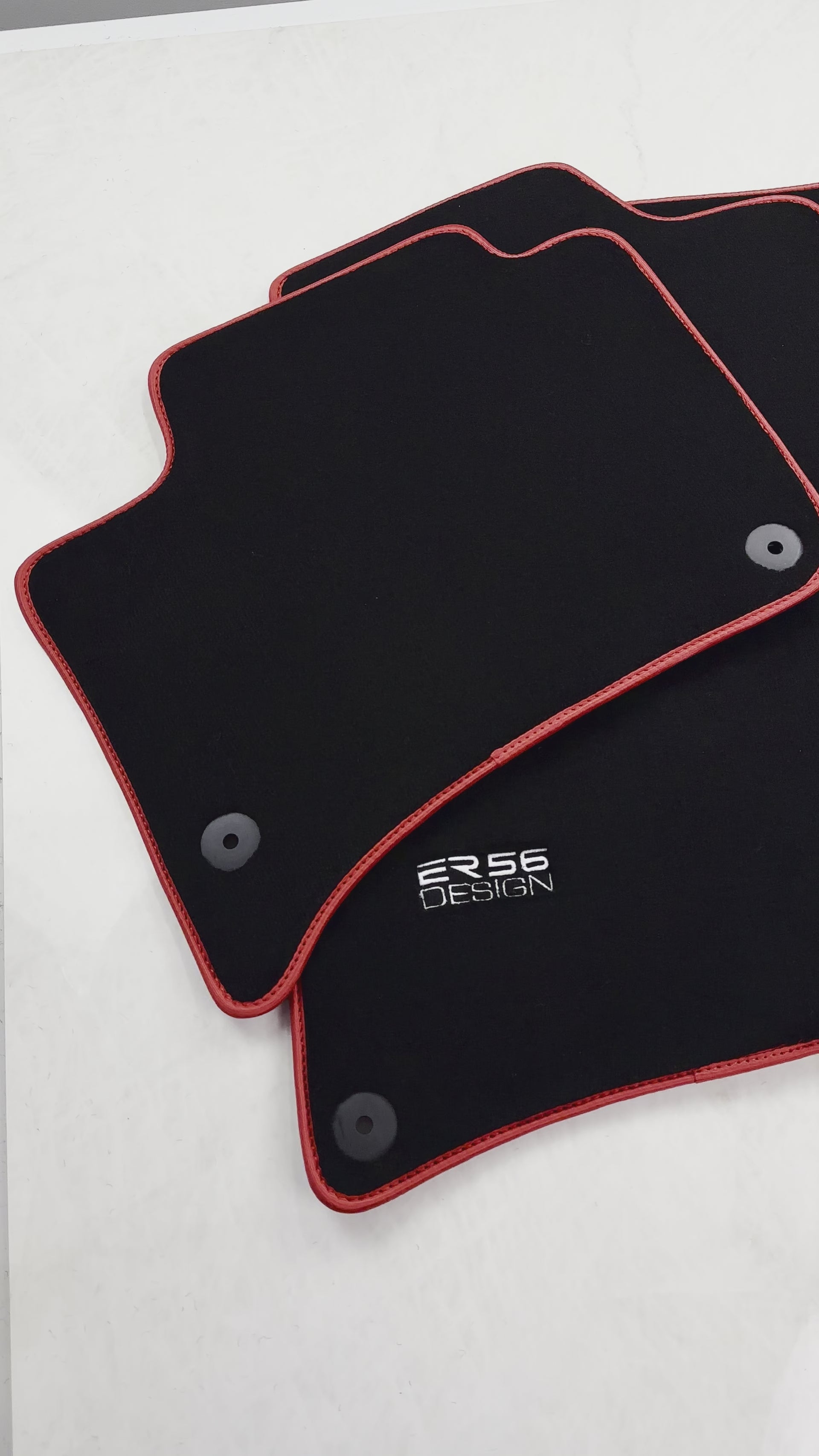 Mats pretos para carro para Porsche Cayenne (2010-2018) Design ER56 - ER56 Design