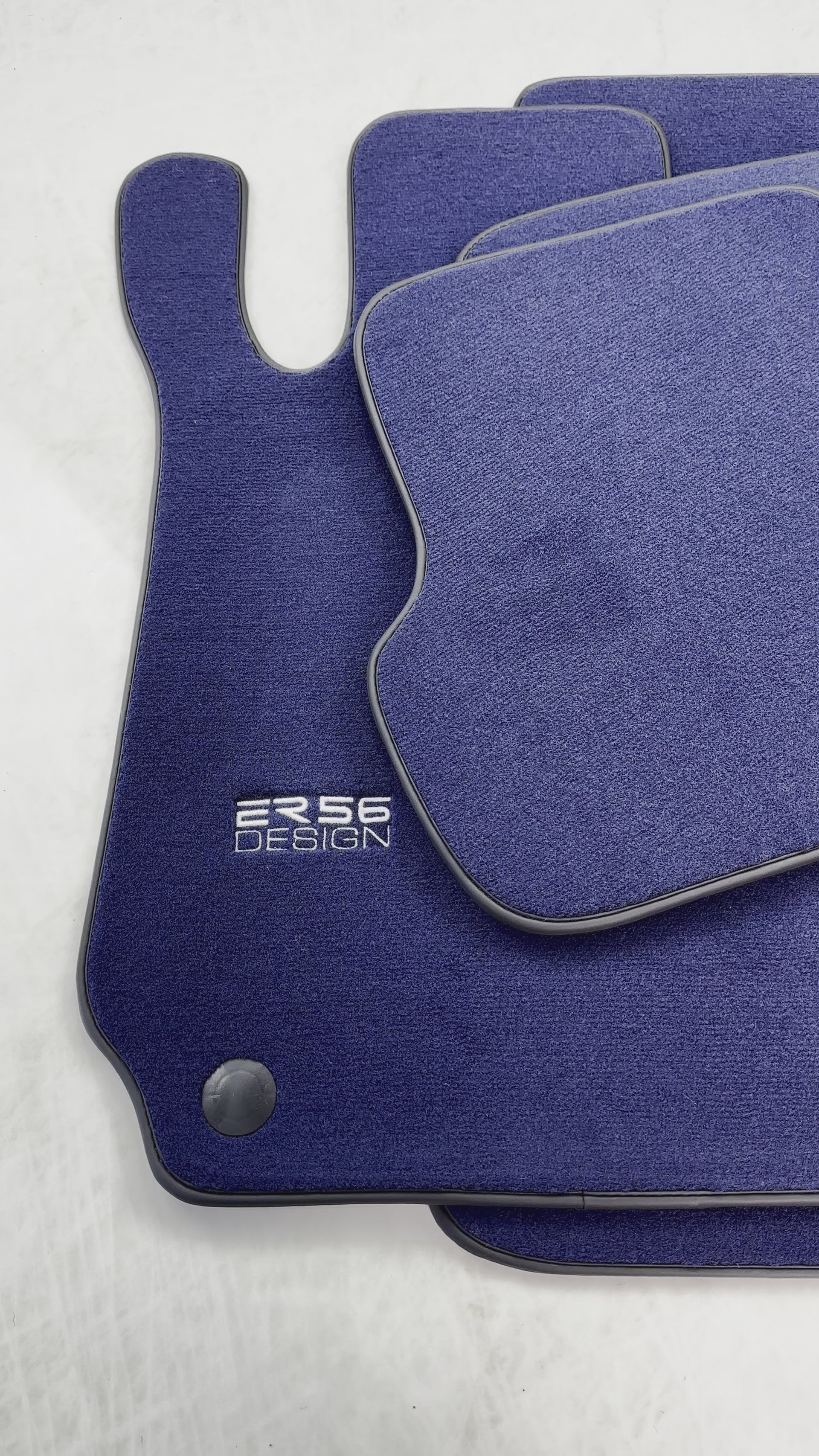 Dark Blue Floor Mats For Mercedes-Benz C-Class W204 (2007-2014) - AutoWin