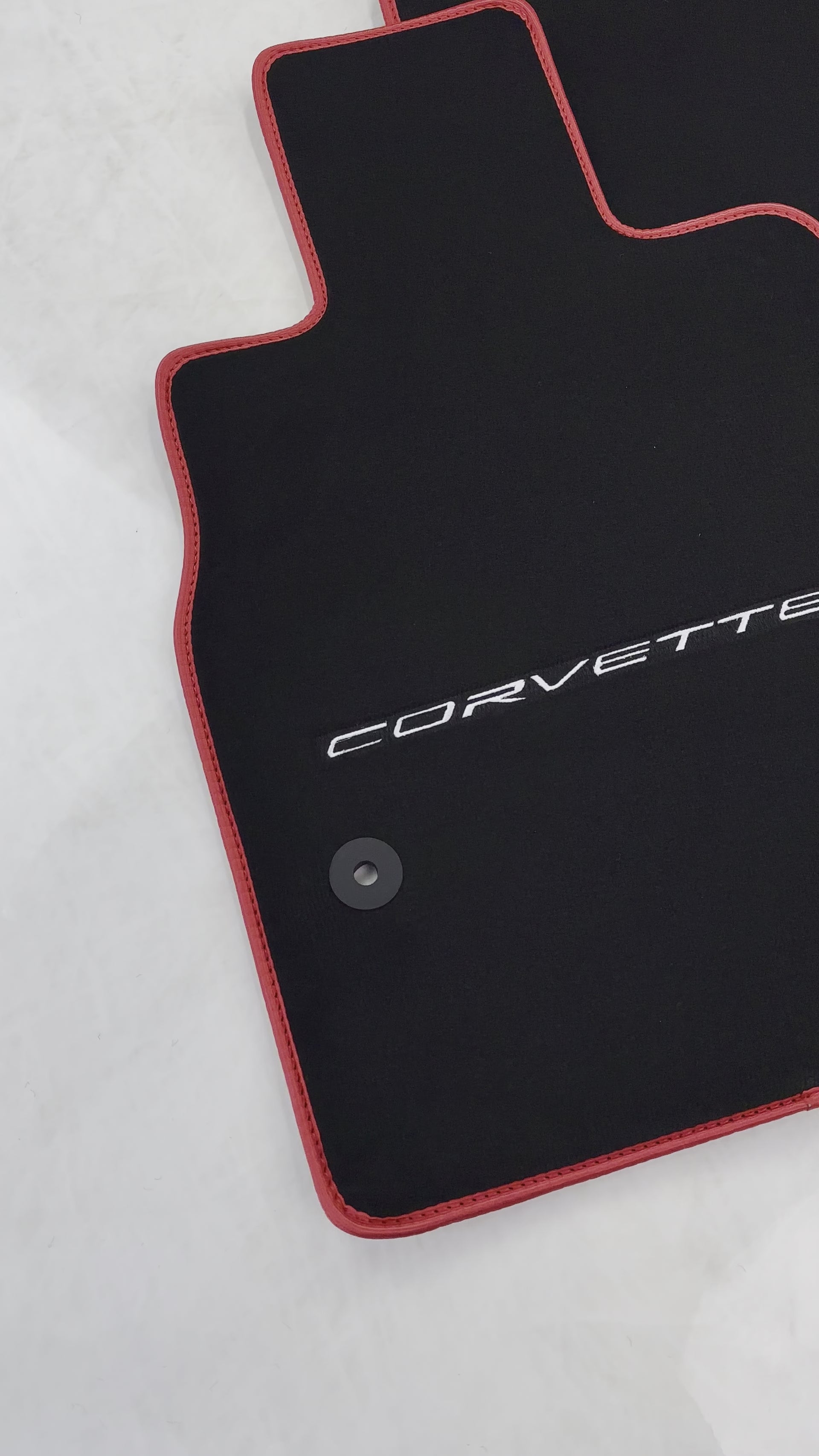 Tapetes Pretos para Chevrolet Corvette C8 (2020-2024) - AutoWin