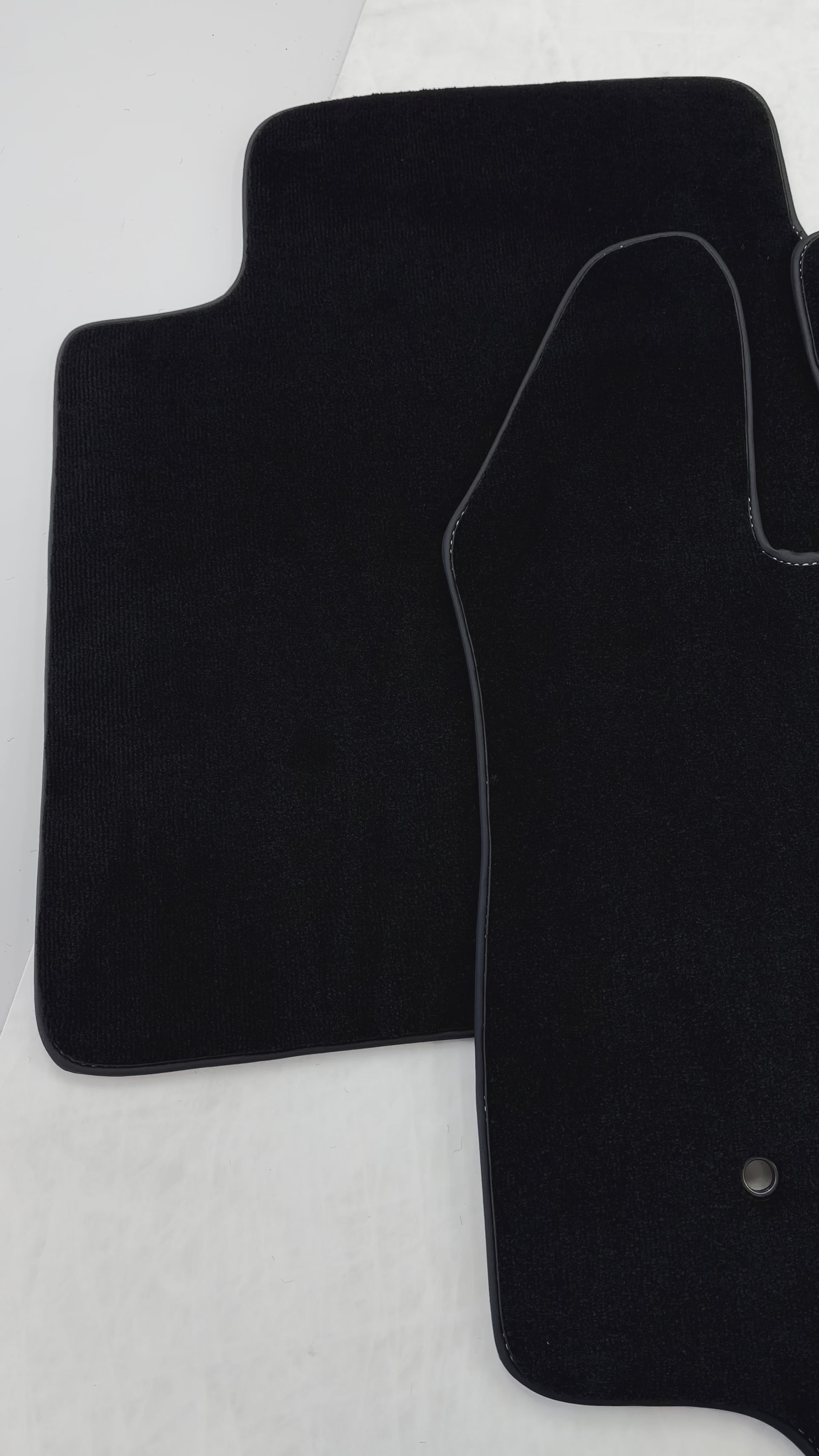 Capas de carro pretas para Ford Edge (2016) - AutoWin