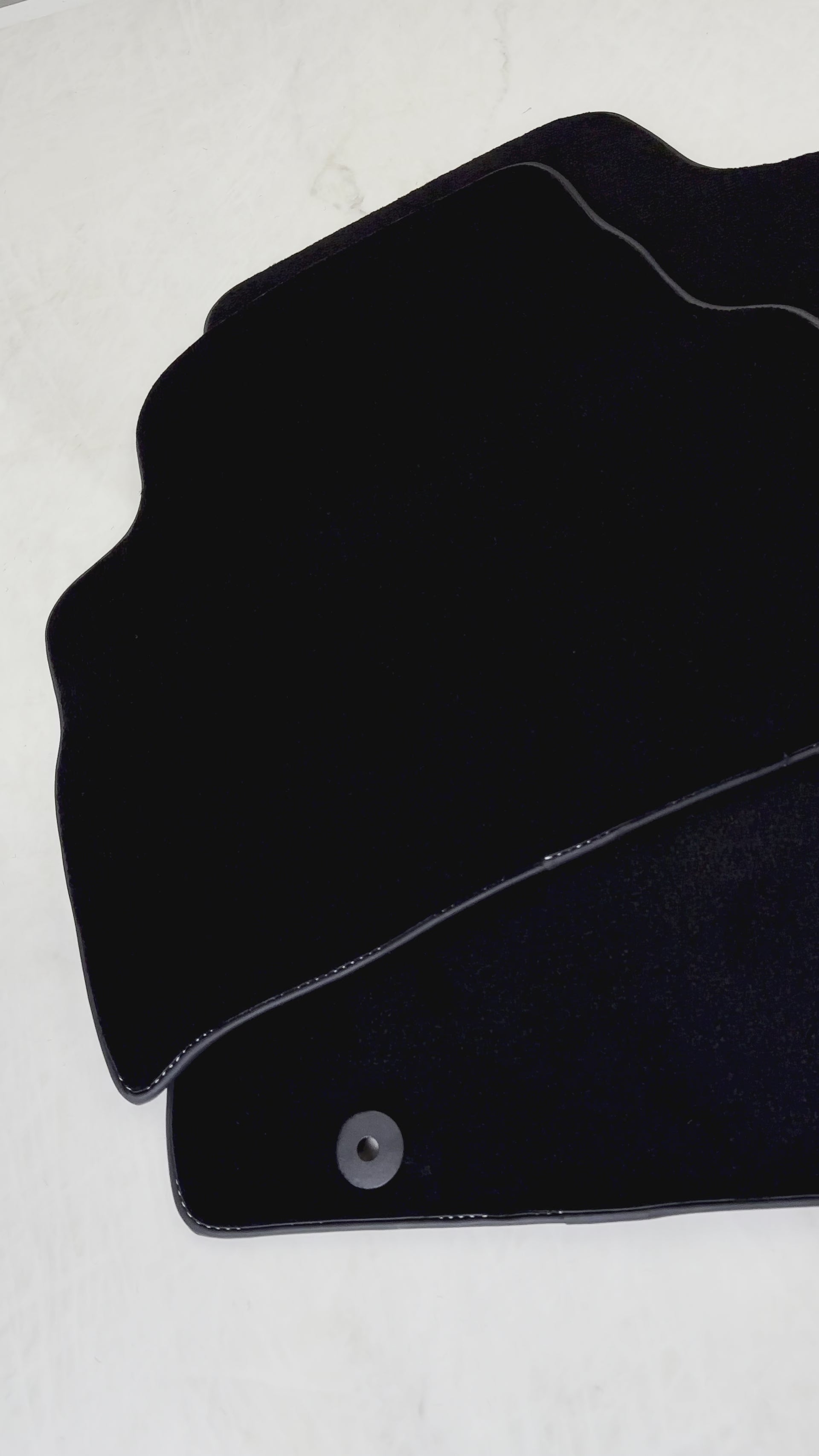 Capas de Carro Pretas para Ford C-Max (2003-2010) - AutoWin