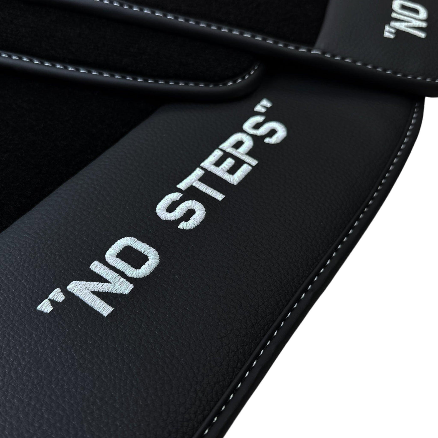 Black Floor Mats For BMW 5 Series F10 No Steps Edition - AutoWin