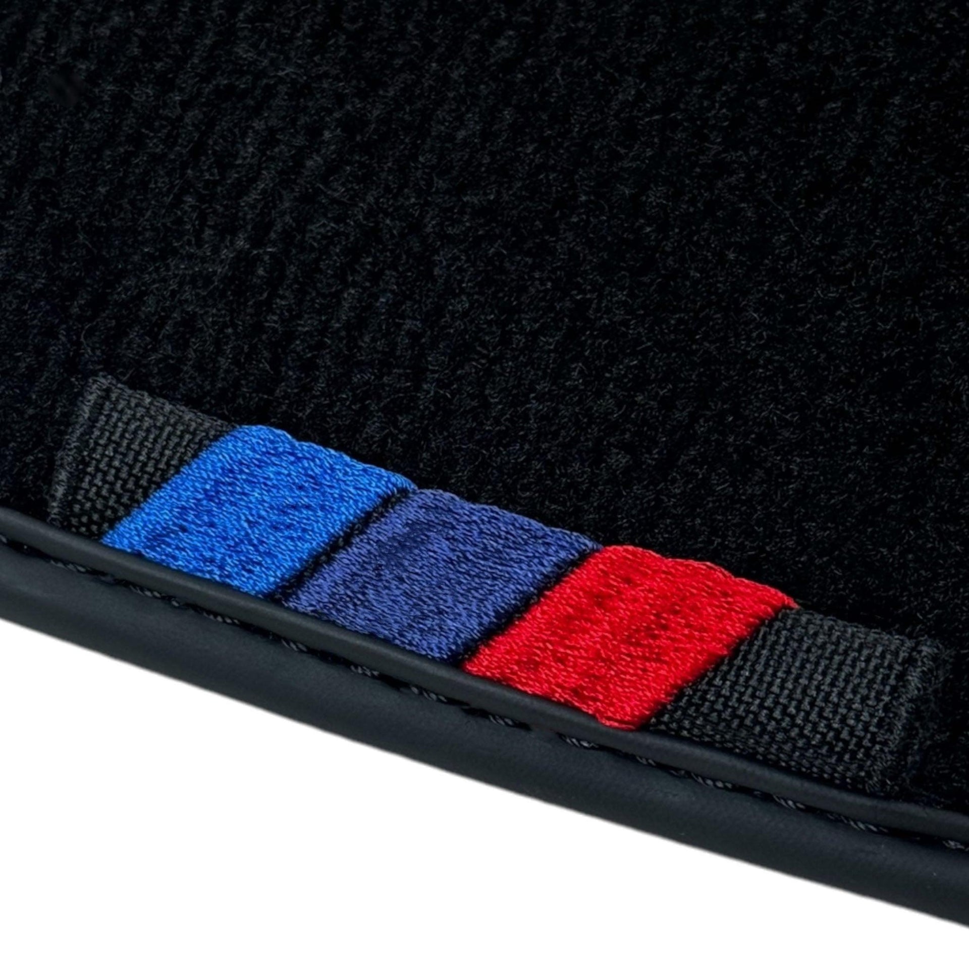 Black Floor Mats For BMW X5 Series E53 | Black Trim - AutoWin