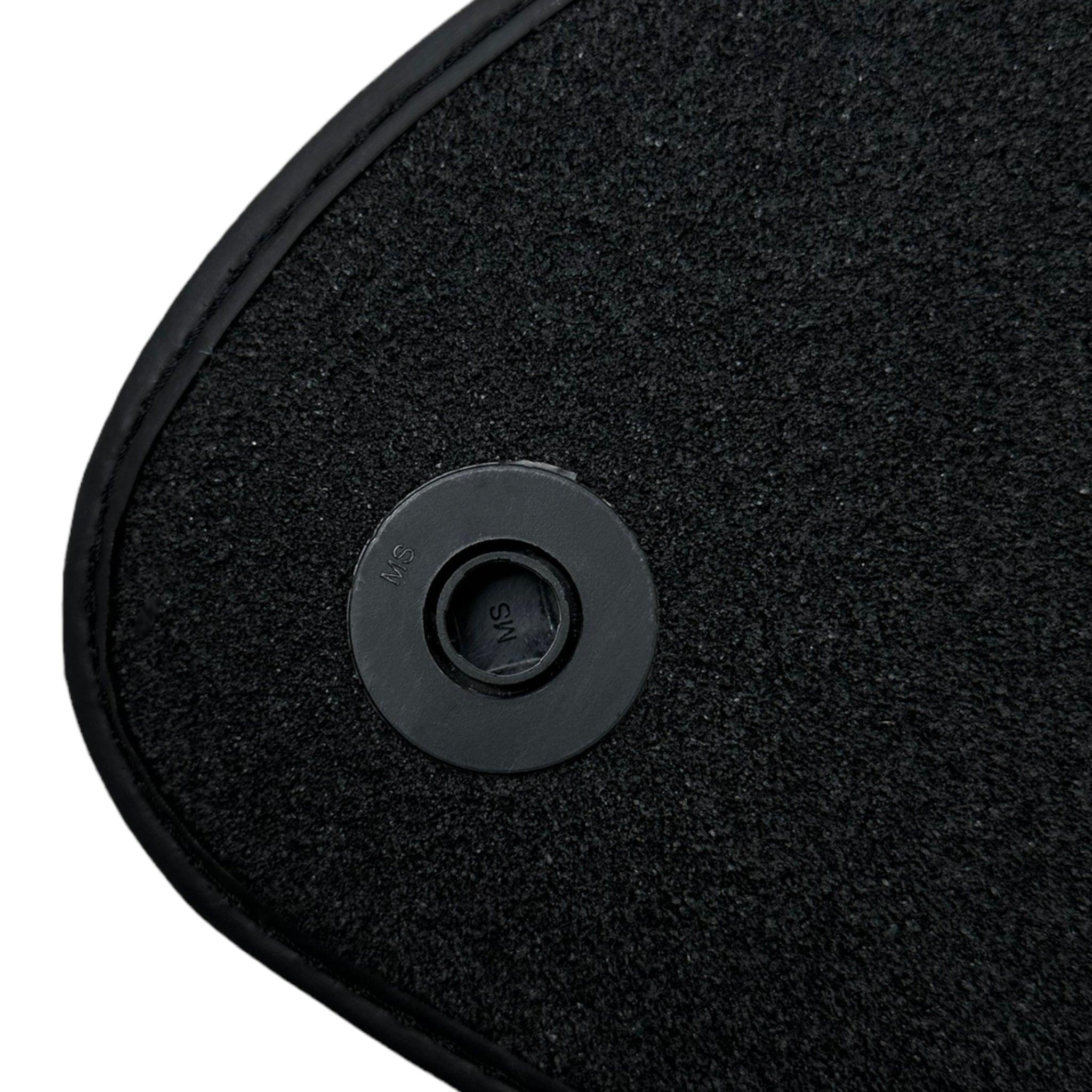 Black Luxury Floor Mats For Mercedes Benz C-Class W205 Sedan Facelift (2018-2021) | ER56 Design - AutoWin