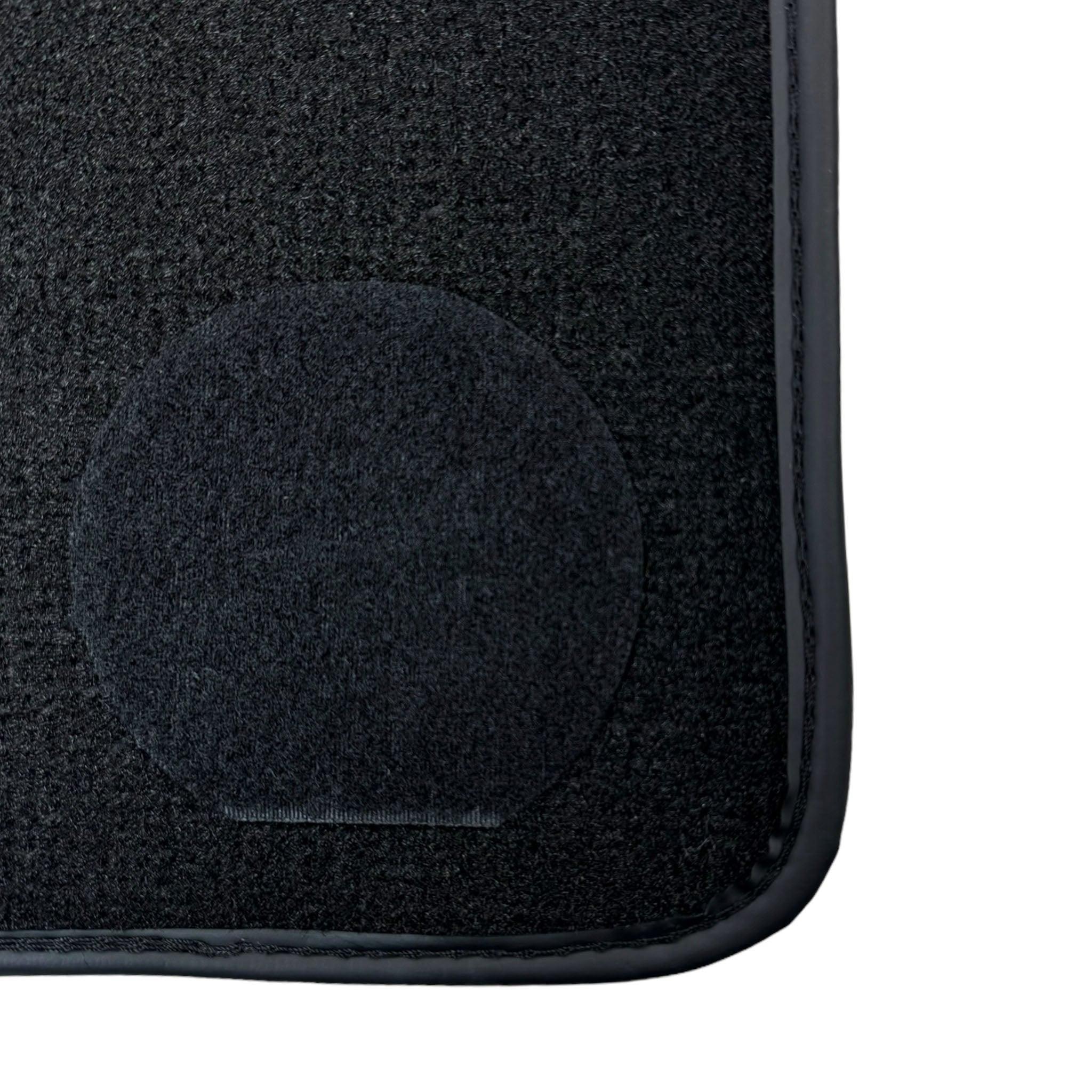 Black Mats For BMW M5 E60 | Black Trim - AutoWin