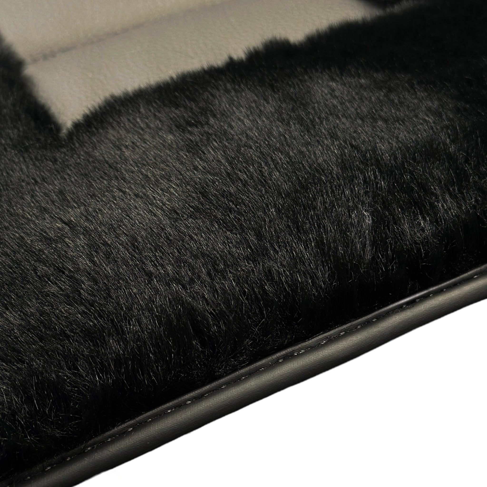 Black Sheepskin Floor Mats For BMW M5 E28 No Steps Edition - AutoWin