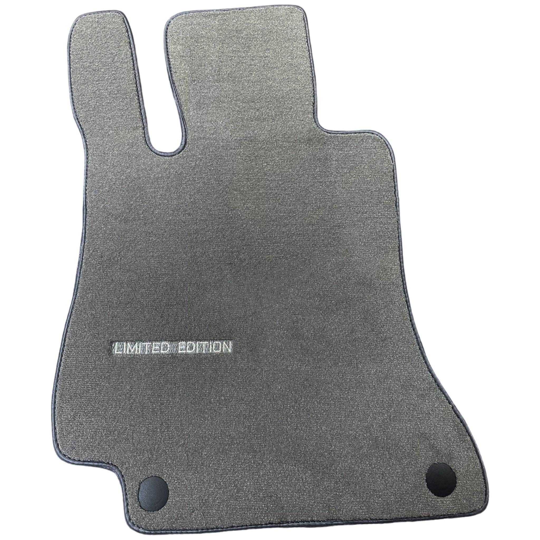 Gray Floor Mats For Mercedes Benz M-Class W163 (1997-2005) | Limited Edition - AutoWin